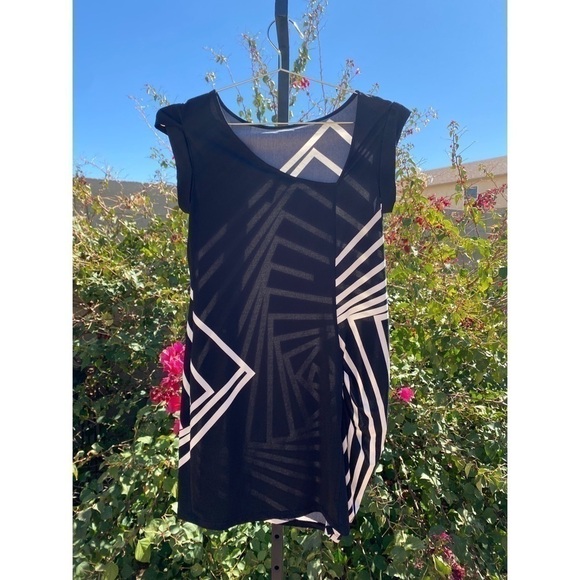 BCBGMAXAZRIA Form Fitting Dress, Black/White, XS - Picture 2 of 6